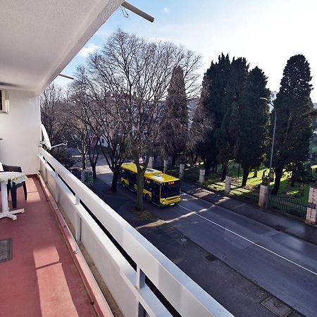 Apartment Navy Near The Beach Pula Extérieur photo